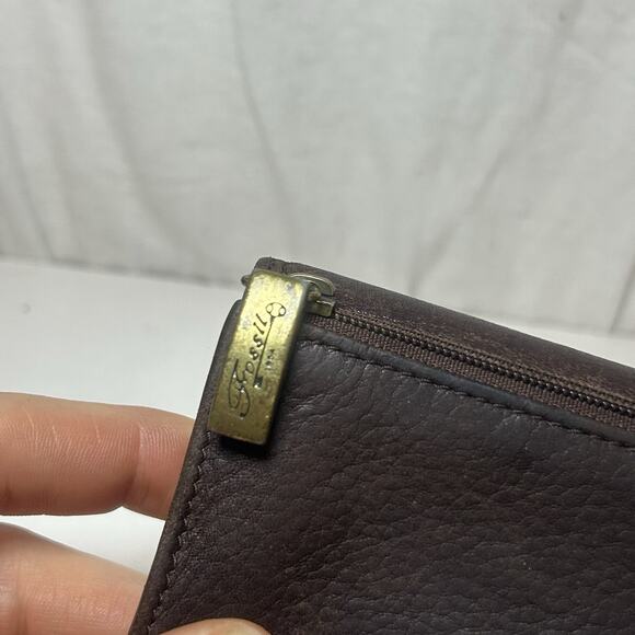FOSSIL WOMENS Brown Soft LEATHER WALLET SNAP CLOSE ZIPPER POCKET - Picture 3 of 9